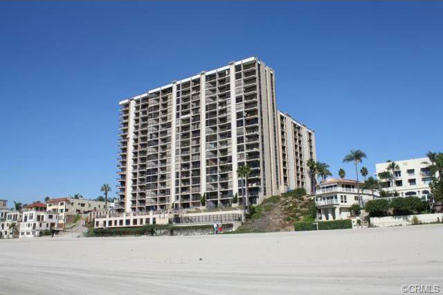 Queen's Surf Condos | Long Beach Real Estate